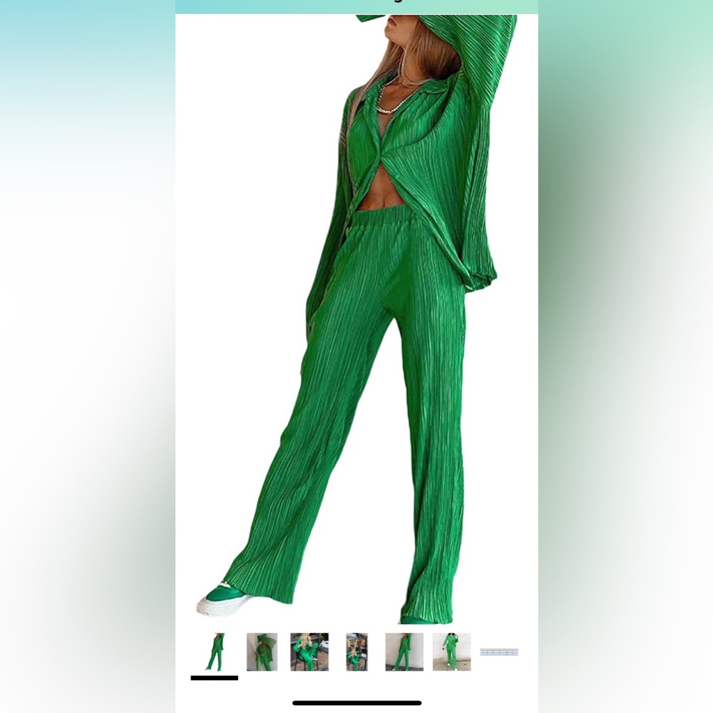Two piece pleated set